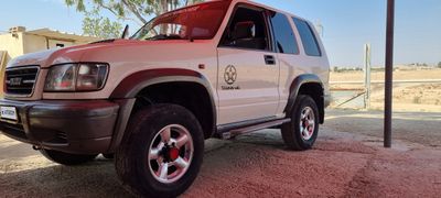 Isuzu Trooper 2nd hand, 2000, private hand