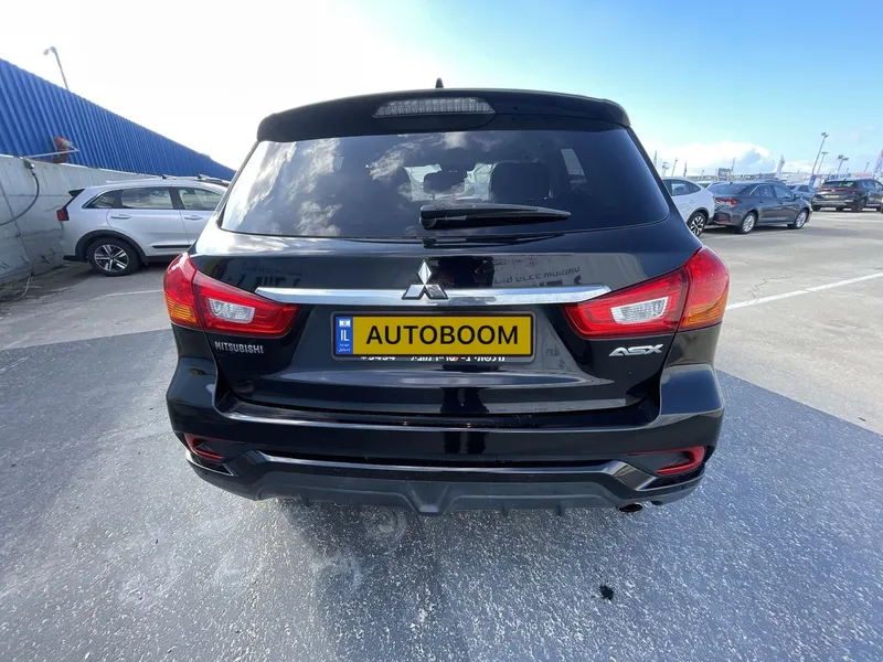 Mitsubishi ASX с пробегом, 2018