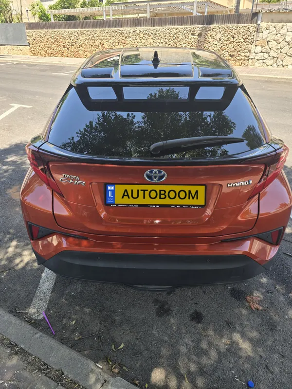 Toyota C-HR 2ème main, 2021, main privée
