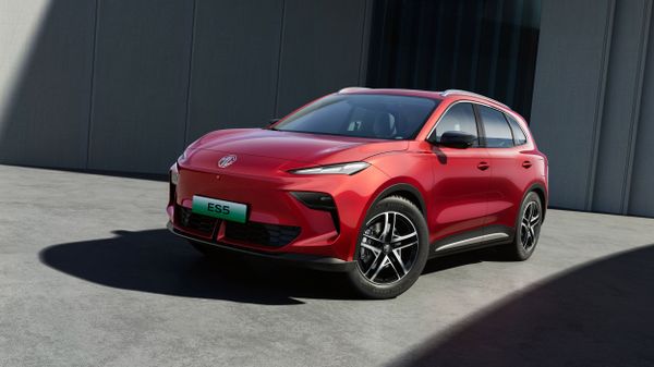 אם. ג'י. / MG ES5 ‏2024. מרכב, צורה. רכב שטח 5 דלתות, 1 דור