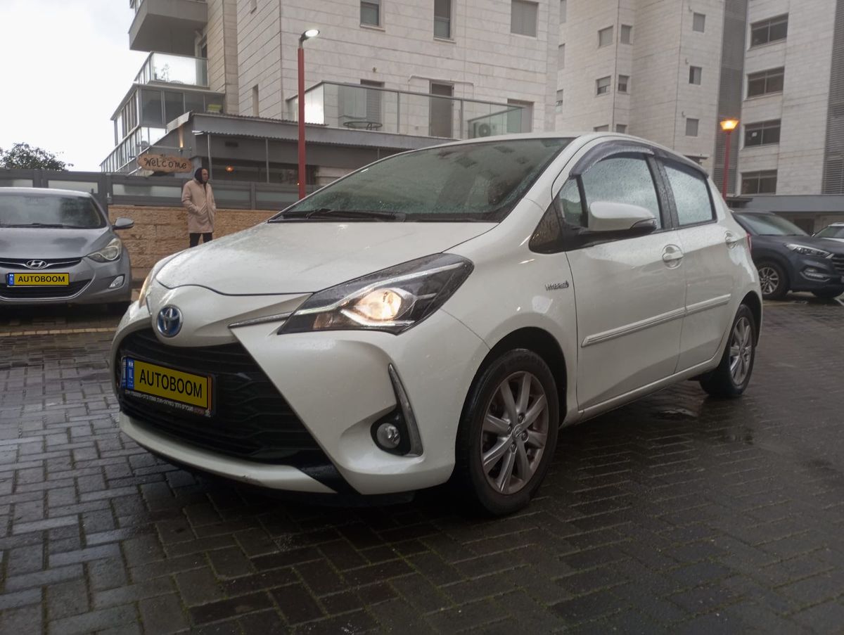 Toyota Yaris 2ème main, 2017, main privée