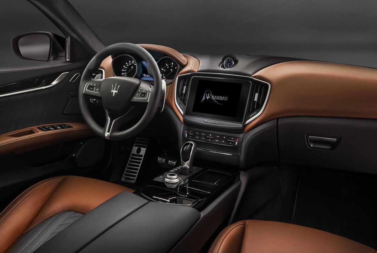 Maserati Ghibli 2016. Front seats. Sedan, 3 generation, restyling
