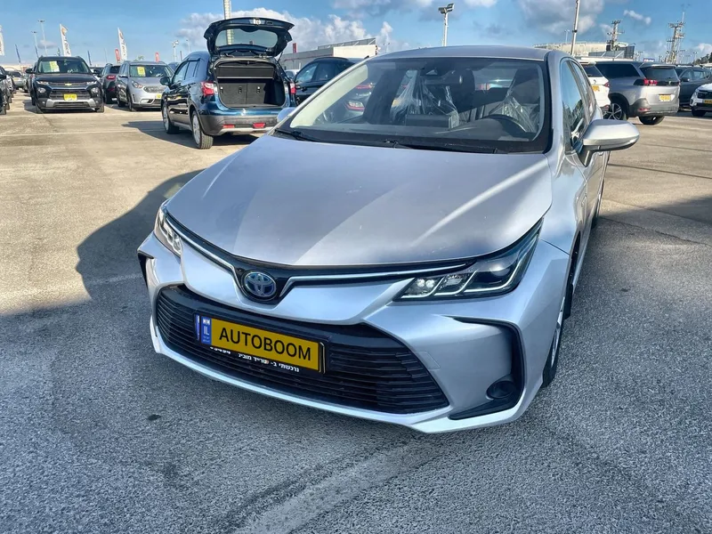 Toyota Corolla 2nd hand, 2020