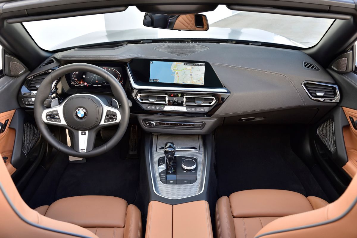BMW Z4 2018. Front seats. Roadster, 3 generation