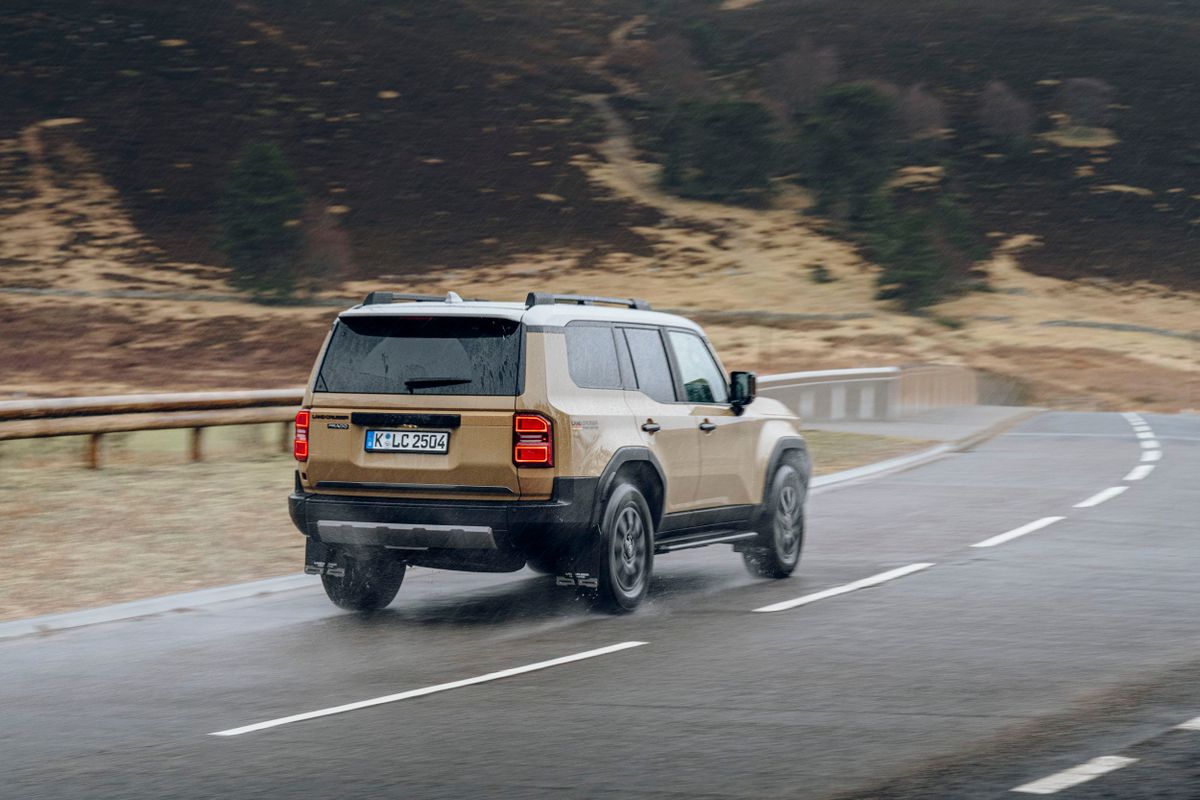 Toyota Land Cruiser 2024. Кузов, экстерьер. Внедорожник 5 дв., 5 поколение
