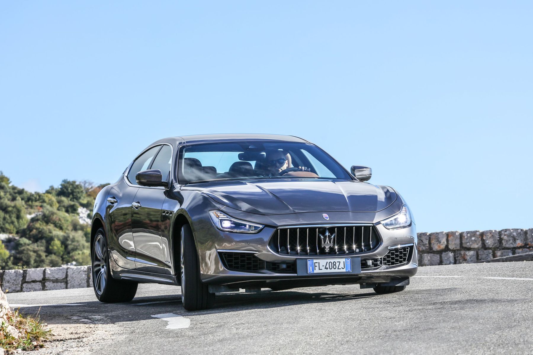 Седан Мазерати Ghibli. 3-е поколение, рестайлинг 2016 года — AUTOBOOM.co.il