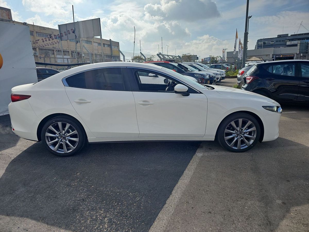 Mazda 3 nouvelle voiture, 2025