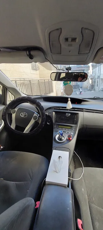 Toyota Prius с пробегом, 2011, частная рука
