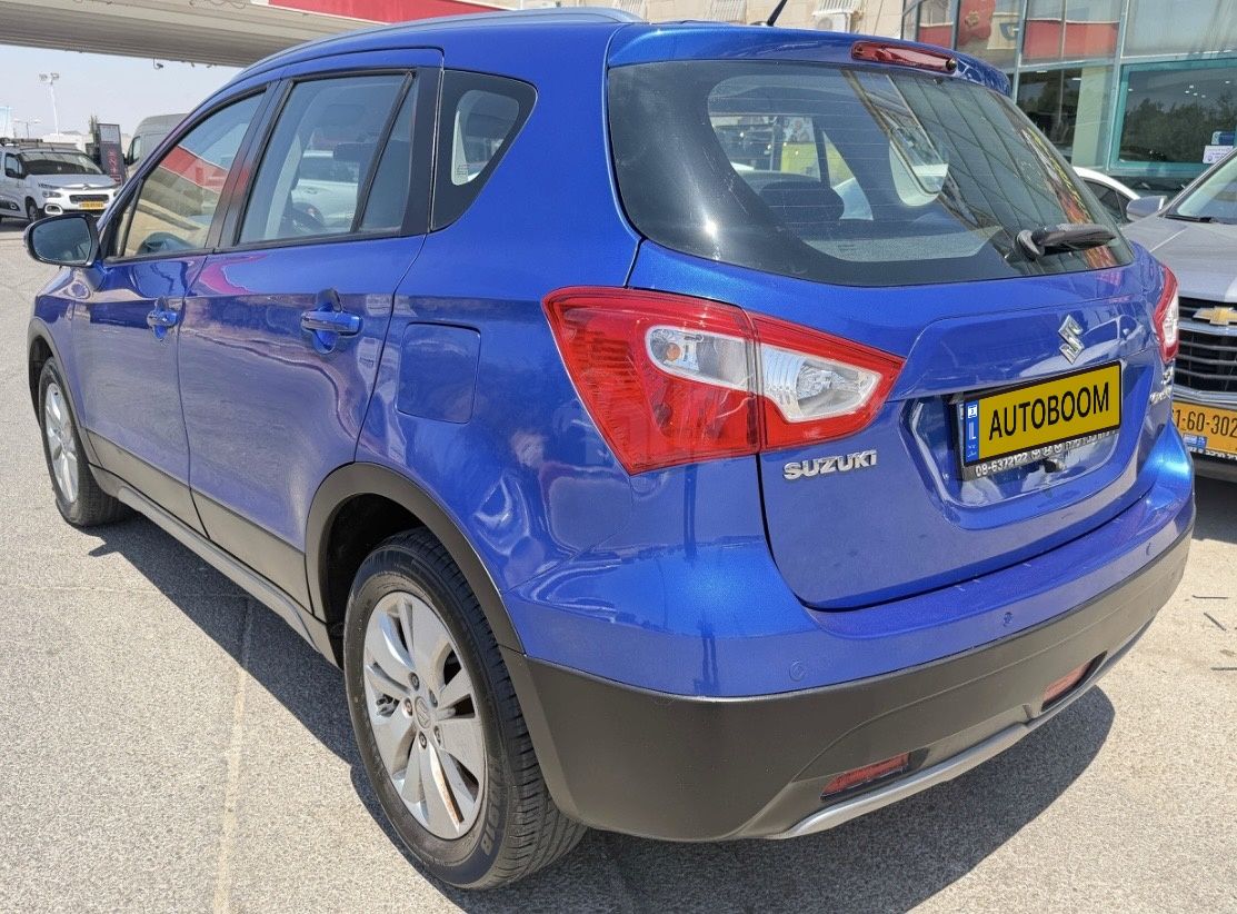 סוזוקי קרוסאובר SX4 יד 2 רכב, 2013
