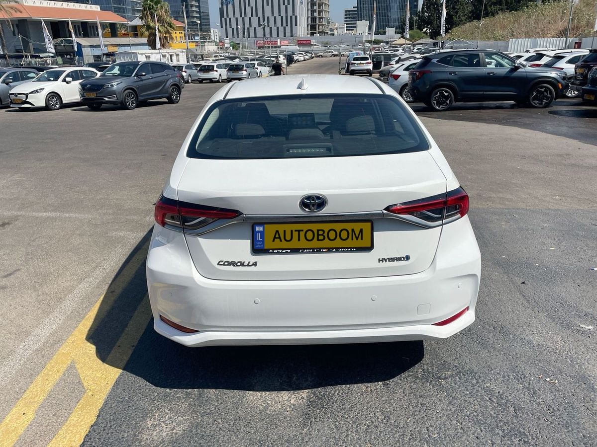 Toyota Corolla 2nd hand, 2021
