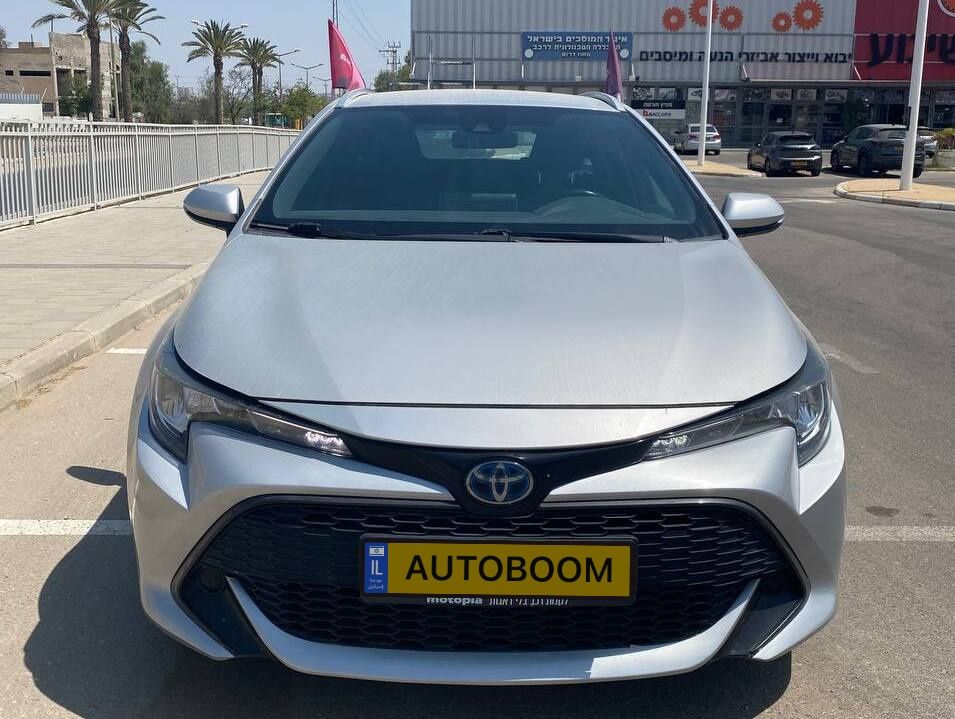 Toyota Corolla 2nd hand, 2020