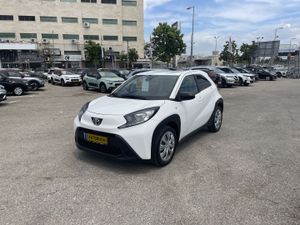 Toyota Aygo, 2022, photo