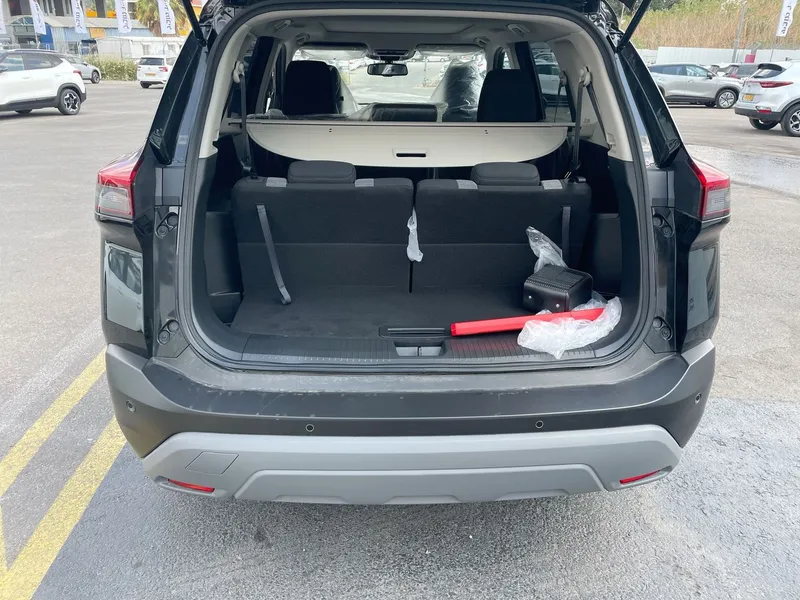 Nissan X-Trail nouvelle voiture, 2024