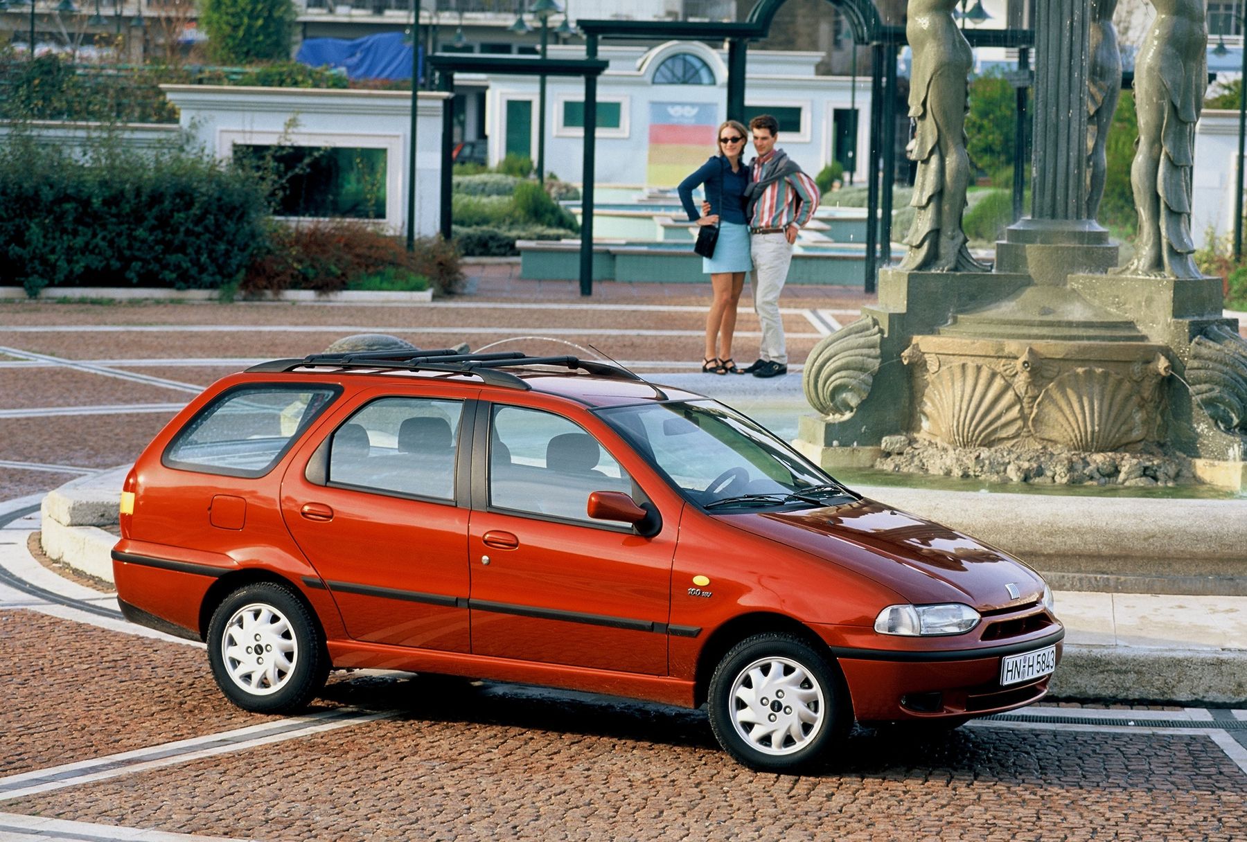 Ряд автомобилей Fiat Palio