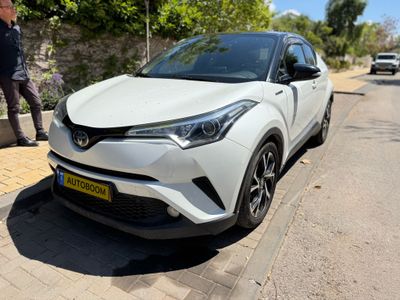 Toyota C-HR 2nd hand, 2019, private hand