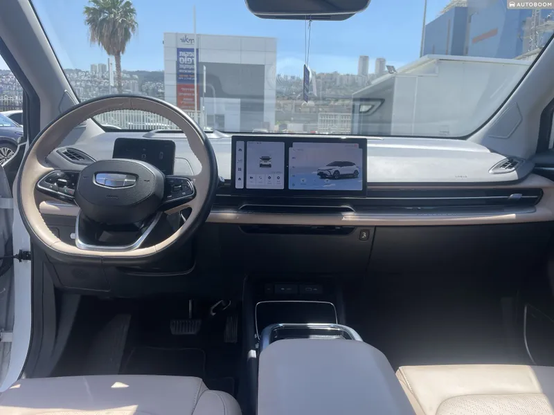 Geely Geometry C с пробегом, 2024, частная