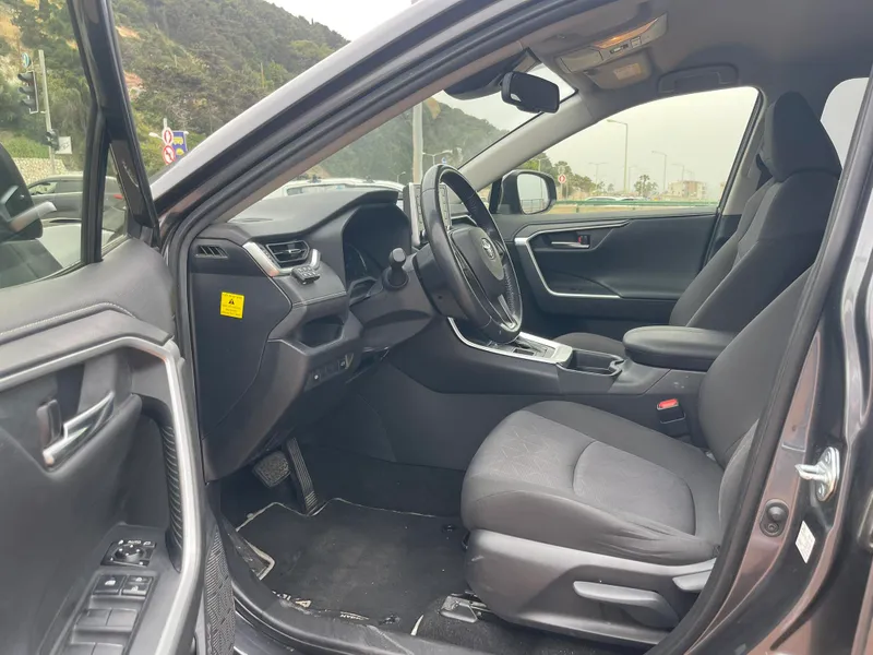Toyota RAV4 2nd hand, 2020, private hand