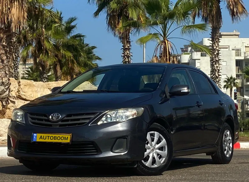 Toyota Corolla 2nd hand, 2011, private hand