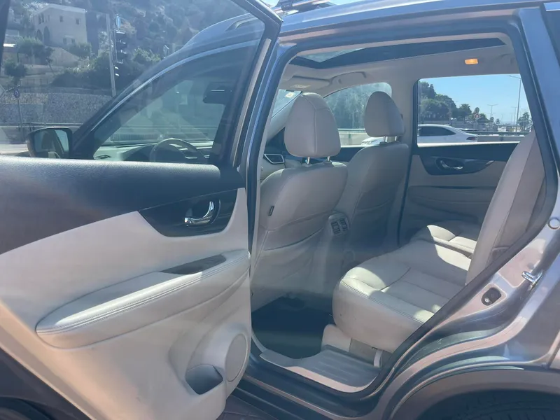 Nissan X-Trail 2nd hand, 2017, private