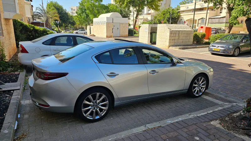 Mazda 3 2nd hand, 2020, private hand