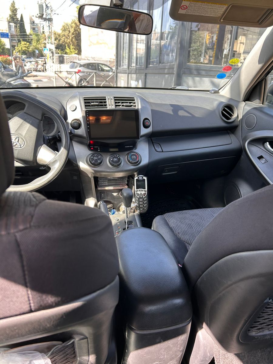 Toyota RAV4 2nd hand, 2009, private hand