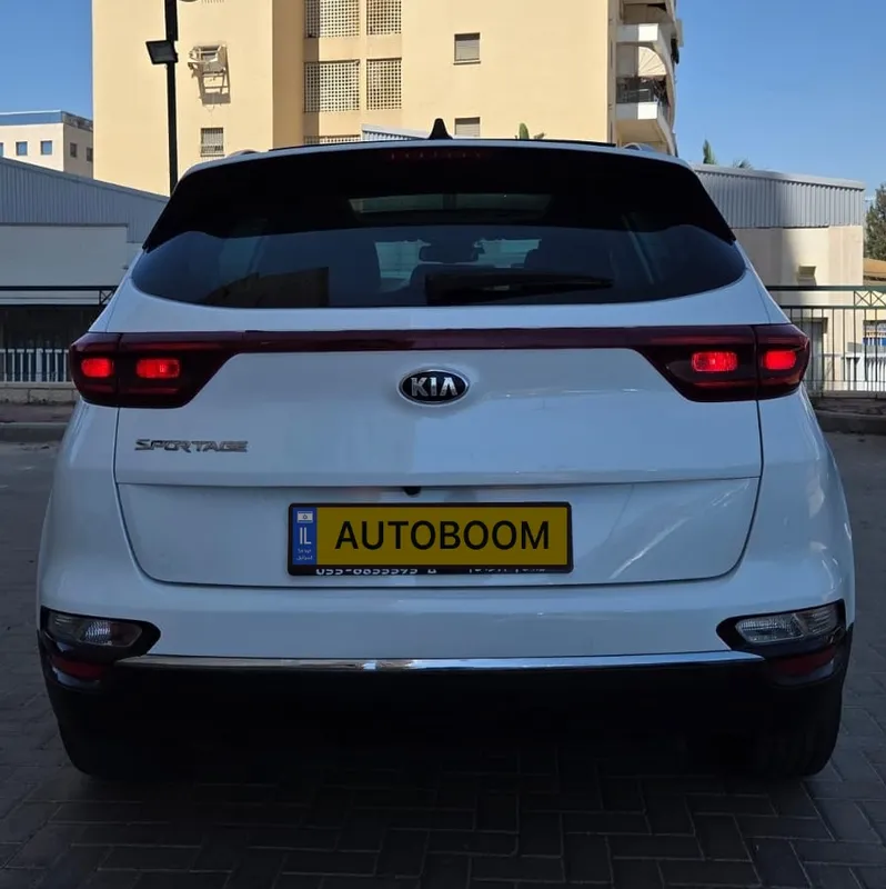 Kia Sportage 2nd hand, 2021, private