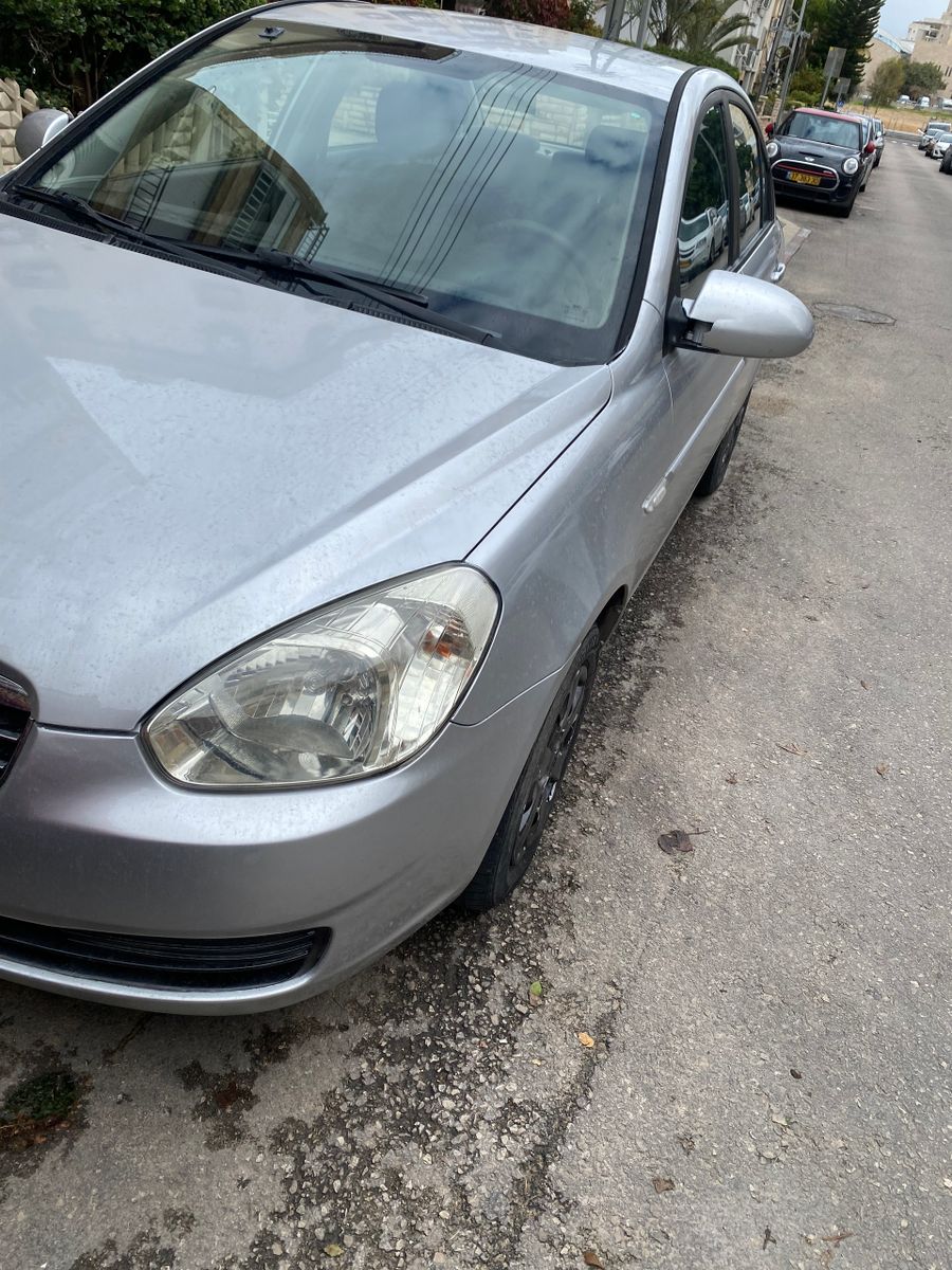Hyundai Accent 2nd hand, 2011, private hand