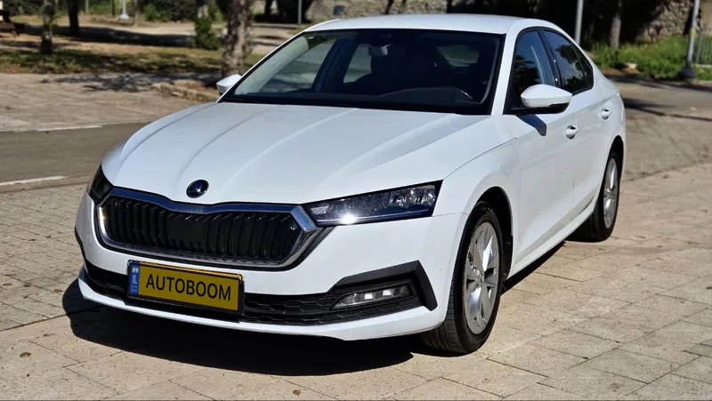 Skoda Octavia с пробегом, 2022