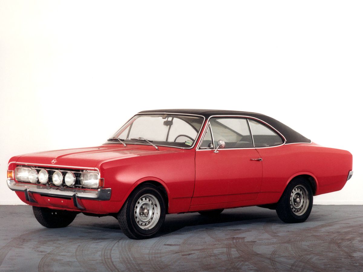 أوبل كومودور 1967. الهيكل، المظهر الخارجي. كوبيه, 1 الجيل