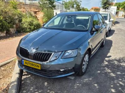 Škoda Octavia 2ème main, 2019, main privée