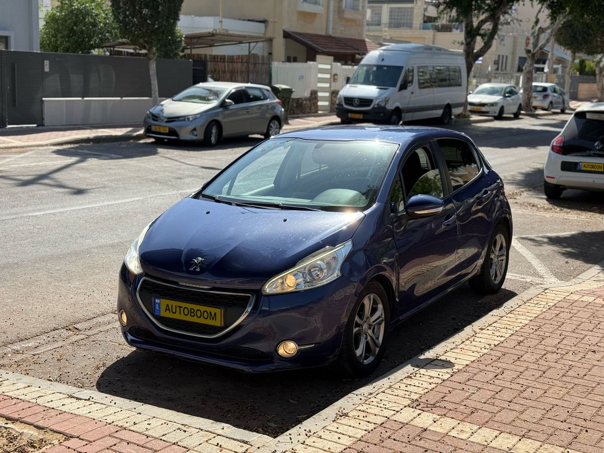 פיג'ו 208 יד 2 רכב, 2014, פרטי