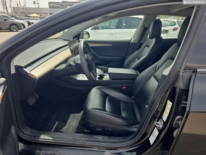 Tesla Model 3 2nd hand, 2021