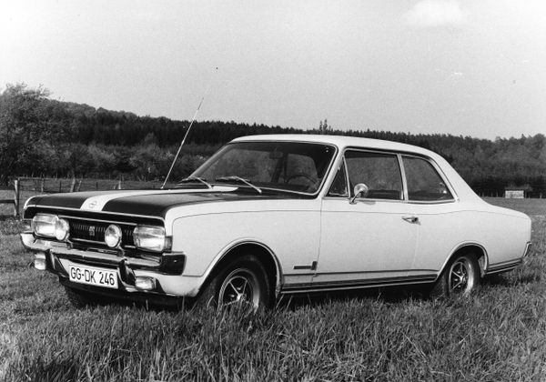 Opel Commodore 1967. Carrosserie, extérieur. Berline 2-portes, 1 génération