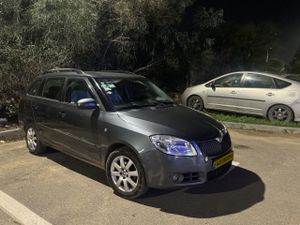 Skoda Fabia, 2008, фото