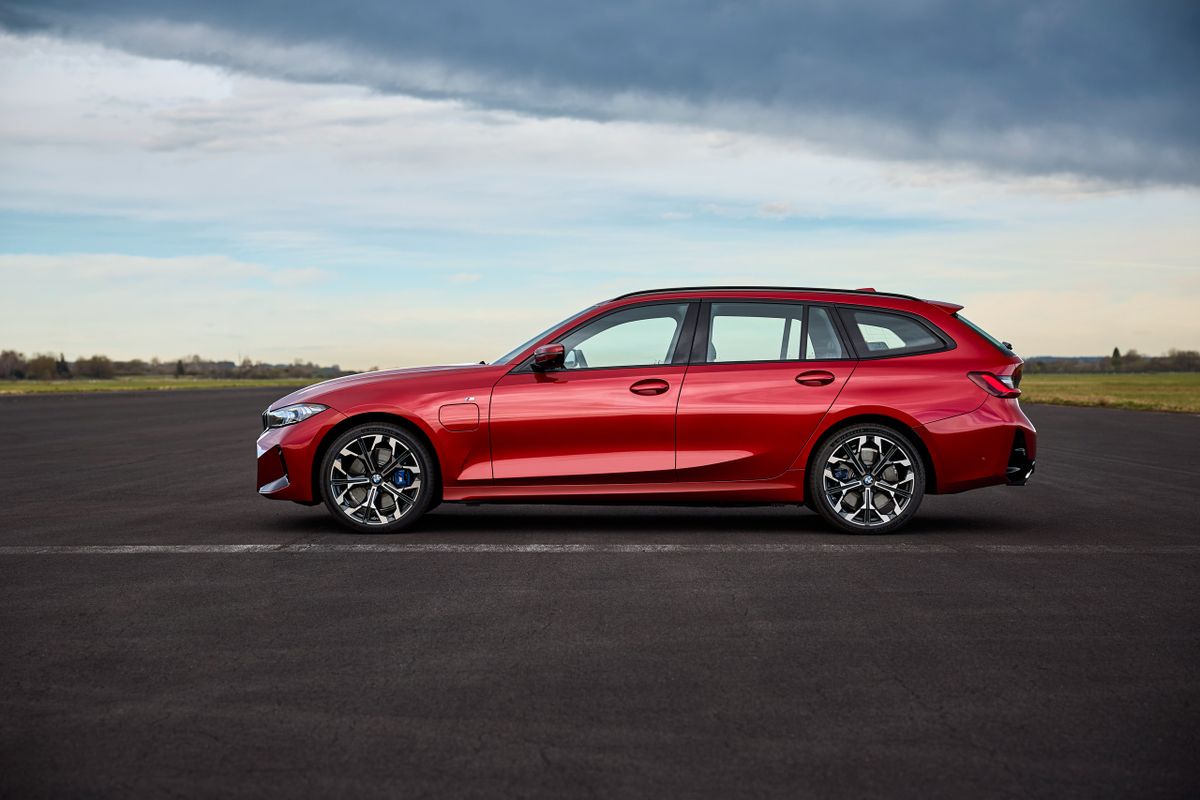 BMW 3 series 2022. Кузов, экстерьер. Универсал 5 дв., 7 поколение, рестайлинг 1