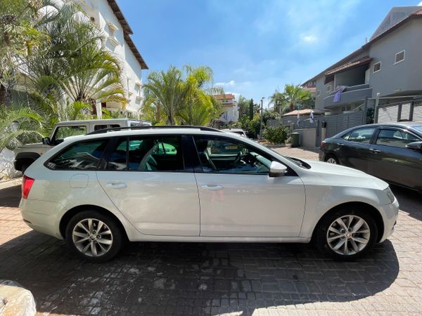 Škoda Octavia 2ème main, 2020, main privée