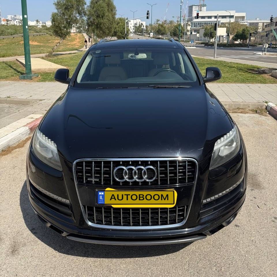 אאודי Q7 יד 2 רכב, 2012, פרטי