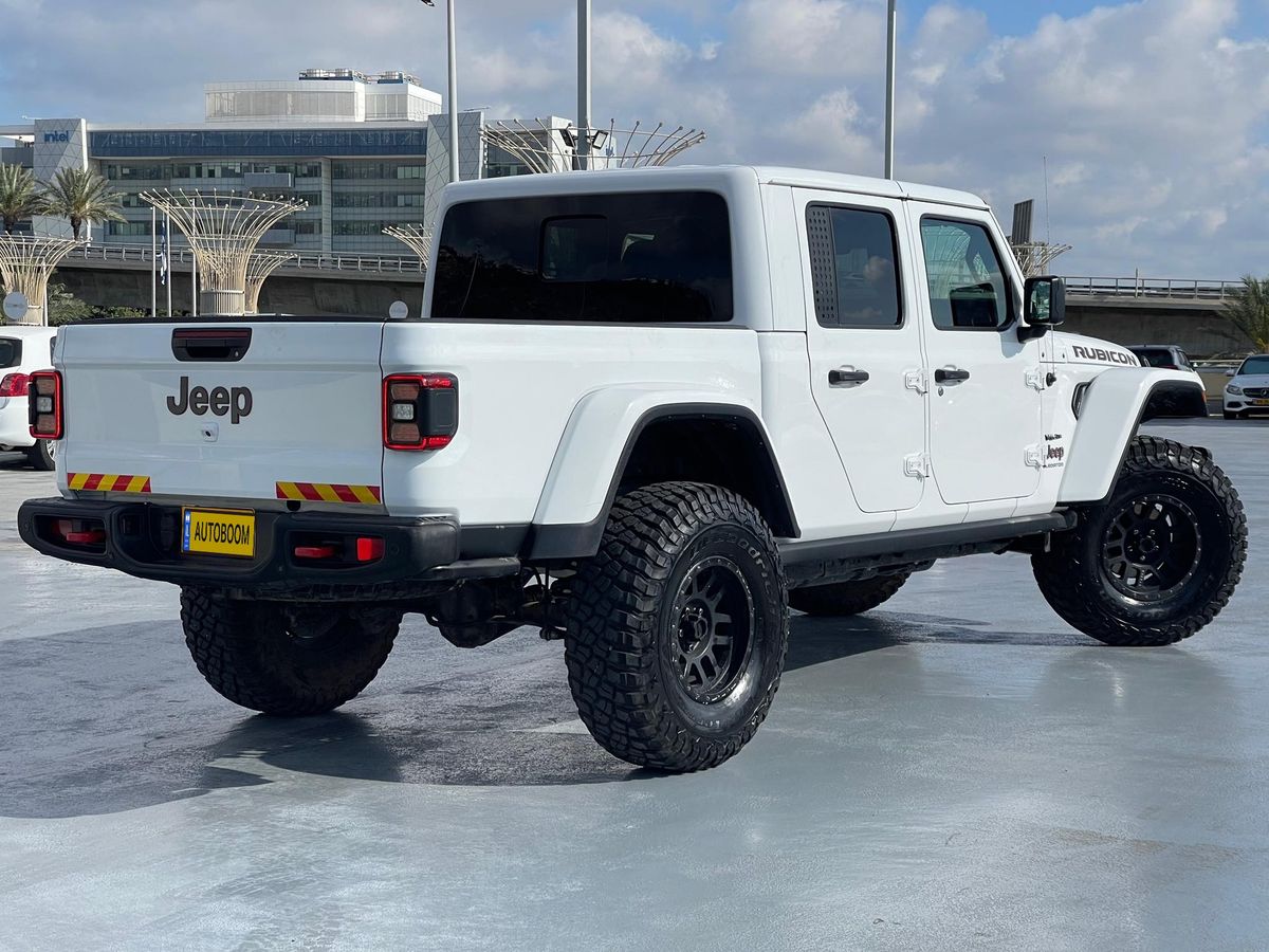 Jeep Gladiator 2nd hand, 2023, private hand