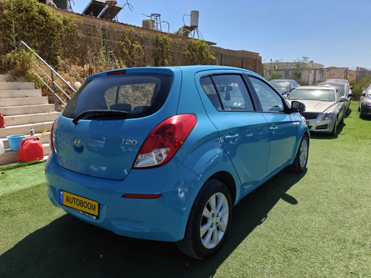 Hyundai i20 2nd hand, 2014, private