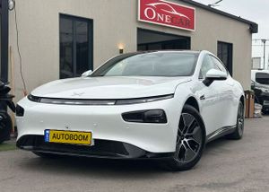 Xpeng P7, 2024, photo