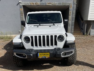 Jeep Wrangler 2nd hand, 2021, private hand
