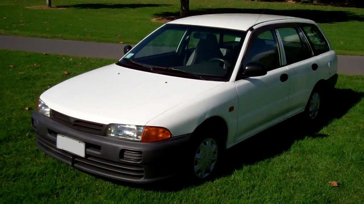 Mitsubishi Libero 1995. Carrosserie, extérieur. Break 5-portes, 1 génération, restyling