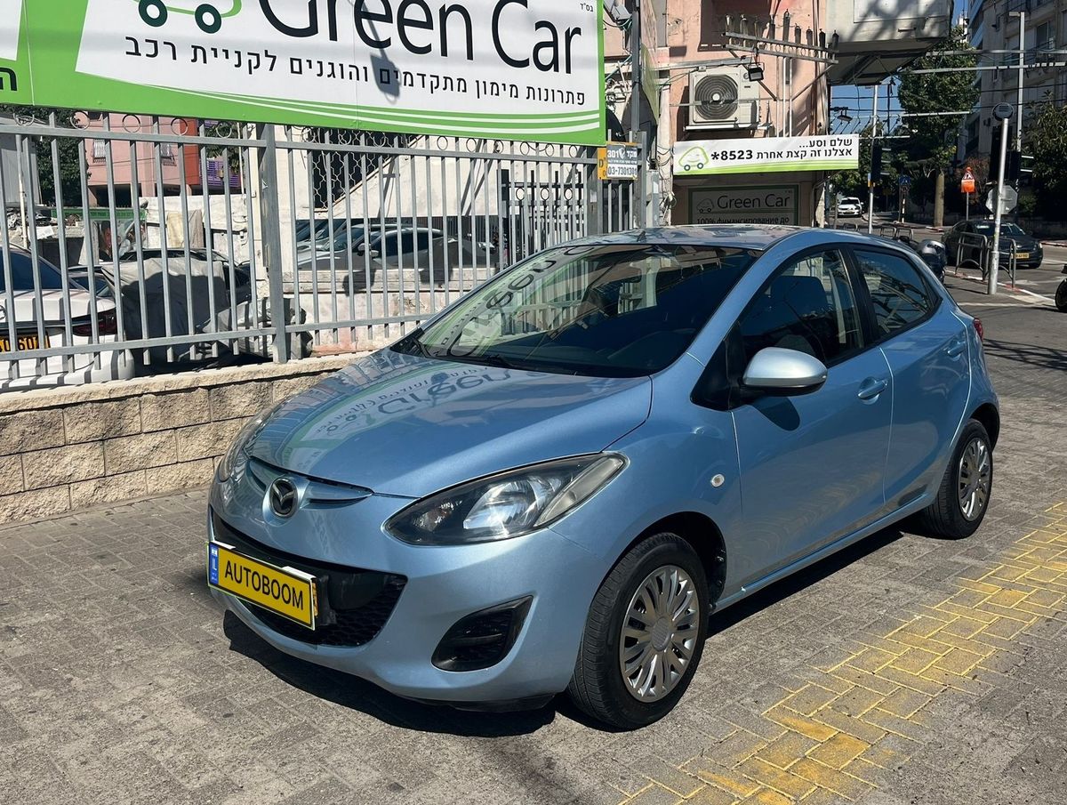 Mazda 2 с пробегом, 2012