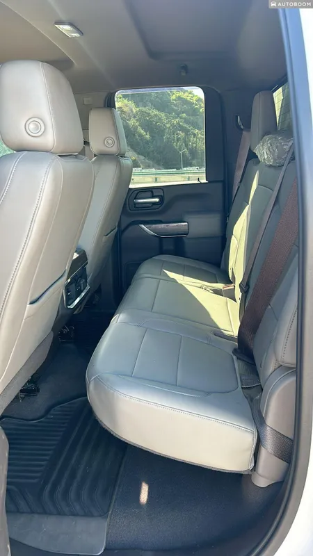 Chevrolet Silverado с пробегом, 2020