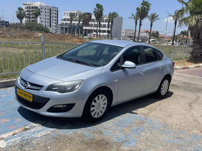 אופל אסטרה יד 2 רכב, 2018, פרטי