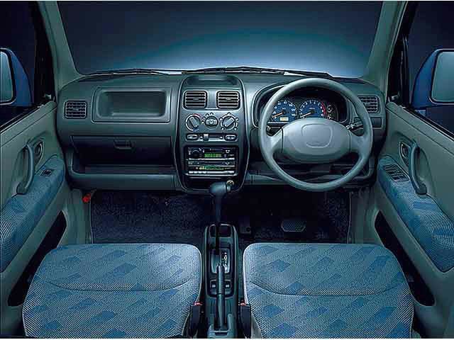 Suzuki Wagon R 1998. Siéges avants. Monospace compact, 2 génération