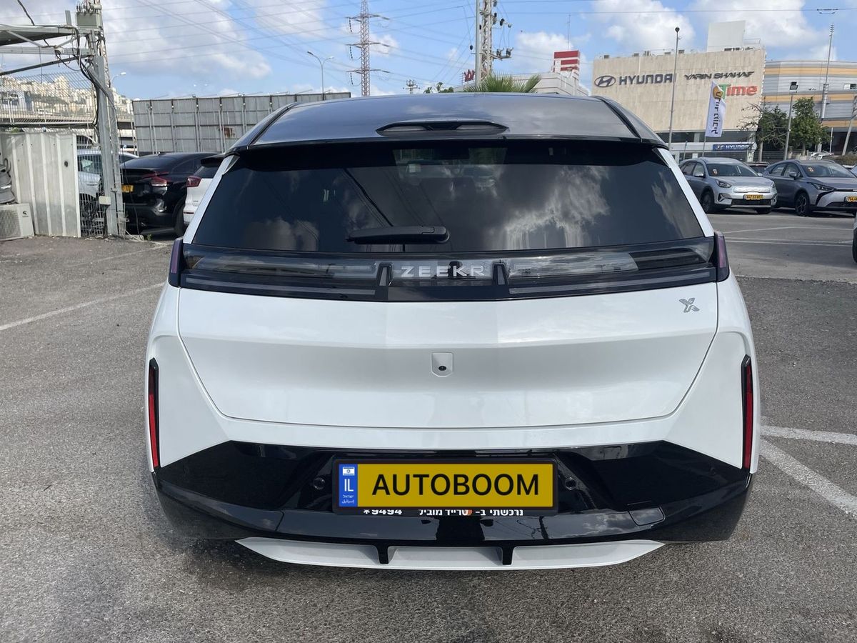 Zeekr X new car, 2024