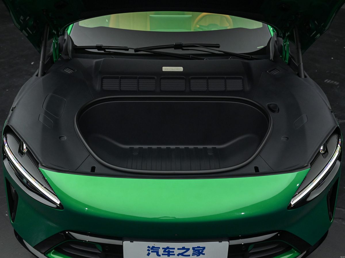 Xiaomi YU7 2025. Багажник. Внедорожник 5 дв., 1 поколение