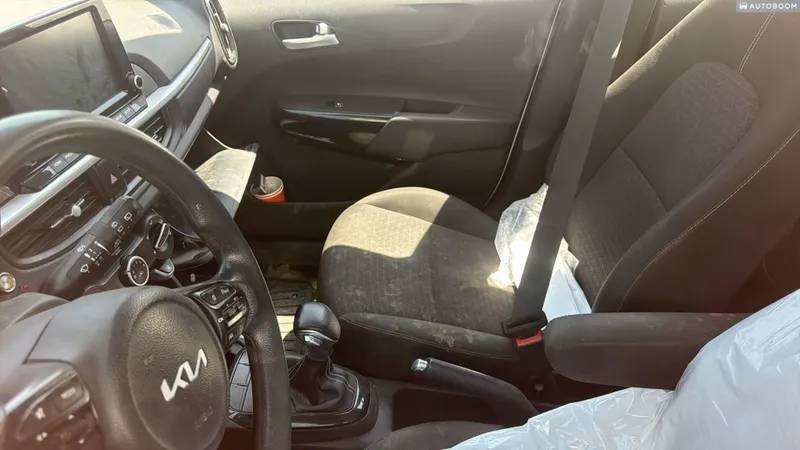 Kia Picanto 2nd hand, 2022
