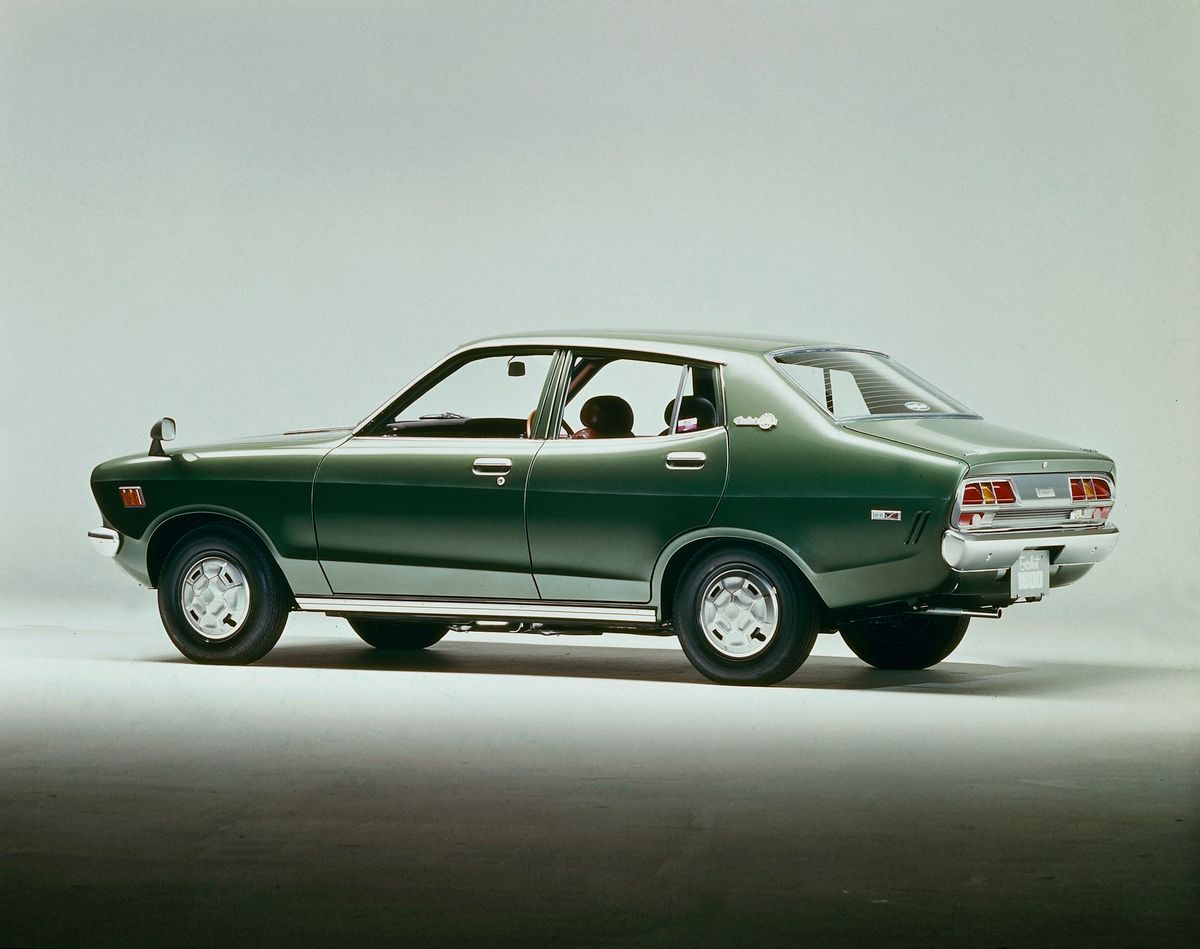 Nissan Sunny 1973. Bodywork, Exterior. Sedan, 3 generation